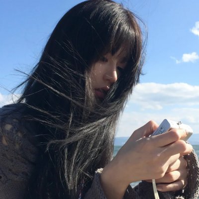 偷窥封面